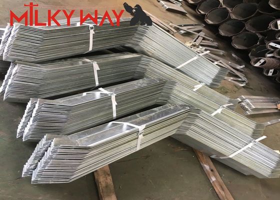 Galvanized Traffic Light Pole 10M Height 7M Crossarm προμηθευτής