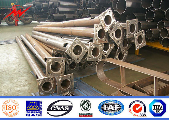 ο αθλητισμός επιστρώματος σκονών 25m κεντροθετεί τον υψηλό φωτισμό πόλων ιστών με την ανύψωση του συστήματος