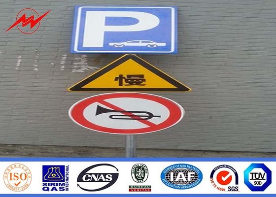 Windproof υψηλός τρόπος 4m σήματα φωτεινού σηματοδότη χάλυβα με το μετα ελεγκτή