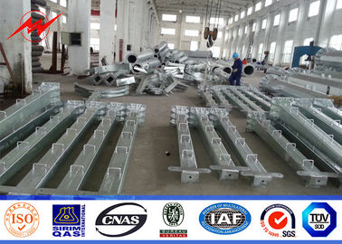 10m ο τηλεσκοπικός ιστός Πολωνός τρίποδων ηλεκτρικής δύναμης μηχανοποίησε τον πύργο τηλεπικοινωνιών