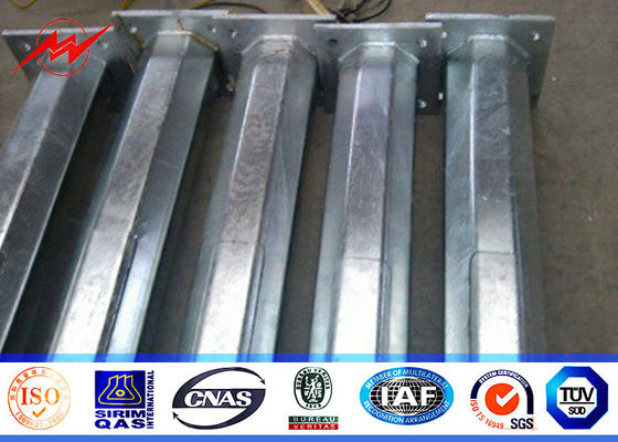 Οκτάγωνος υπαίθριος φωτεινός σηματοδότης Πολωνοί 5M 15M με το διπλό κυρτό βραχίονα 60mm Dia