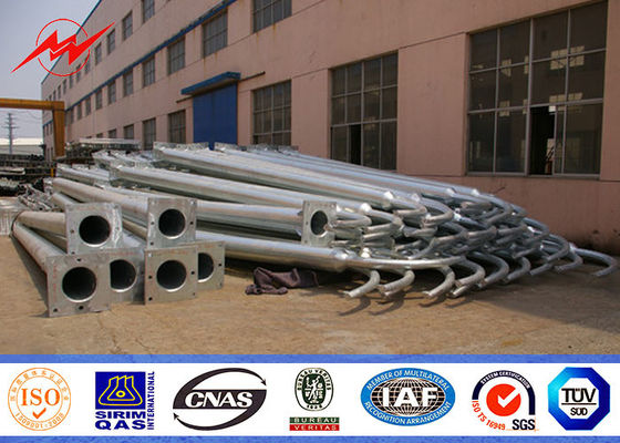 Γαλβανισμένος φωτεινός σηματοδότης Πολωνοί βραχιόνων Q235 ενιαίος με τον κωνικό ελαφρύ βραχίονα μήκους της 3M