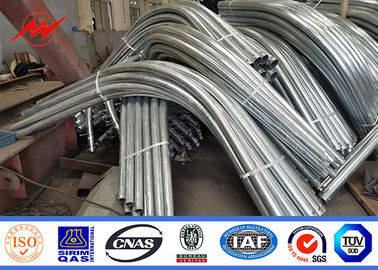 9m 10m 12m φωτεινός σηματοδότης Πολωνοί Q235 HDG με το διαγώνιο βραχίονα