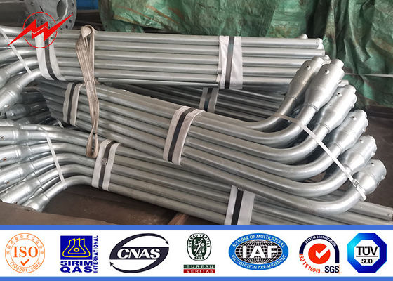 6m Ηλιακοί πόλοι φωτισμού δρόμου με φωτεινότητα 90-100lm/W και προστασία IP65